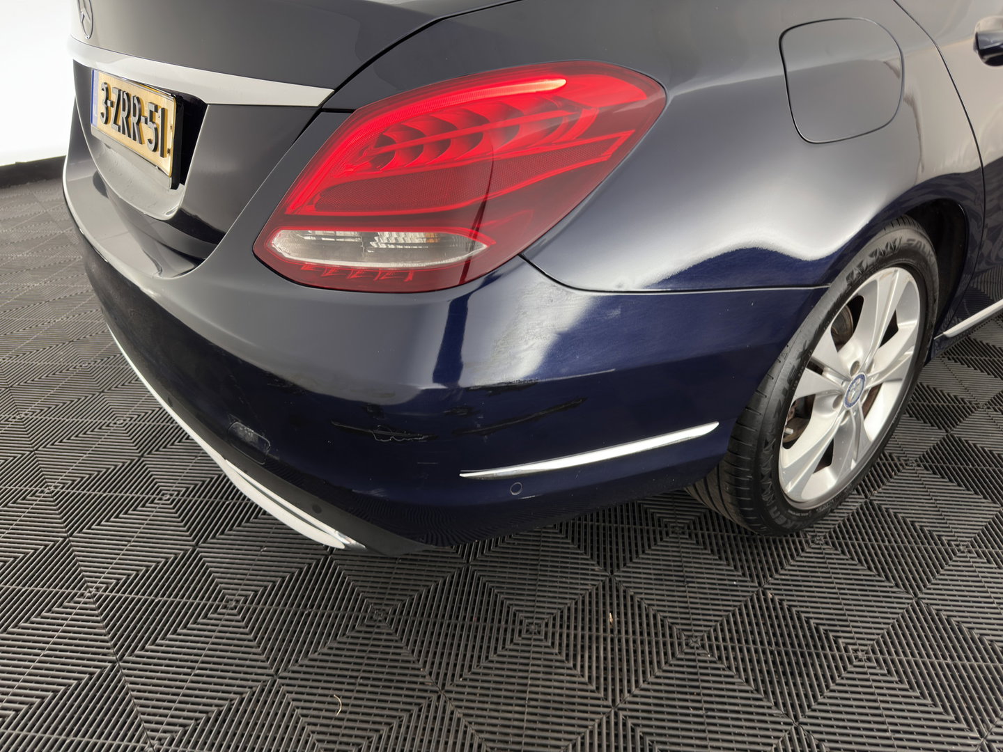 Mercedes-Benz C-Klasse 200 CDI (INCL-BTW) *LEATHER-FABRIC | NAVI-FULLMAP | COMFORTSEATS | ECC | PDC | CRUISE | PRIVACY-GLASS | 17''ALU*