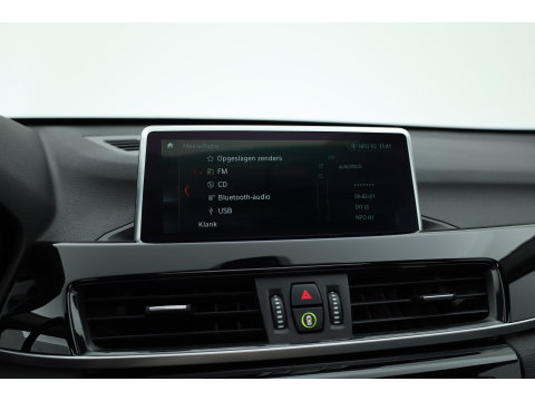 BMW X1 sDrive20i High Executive | Rijklaar!! | Pano | Cruise Contr. | Camera | Apple CarPlay | Stoelverw. | Leder | 18''