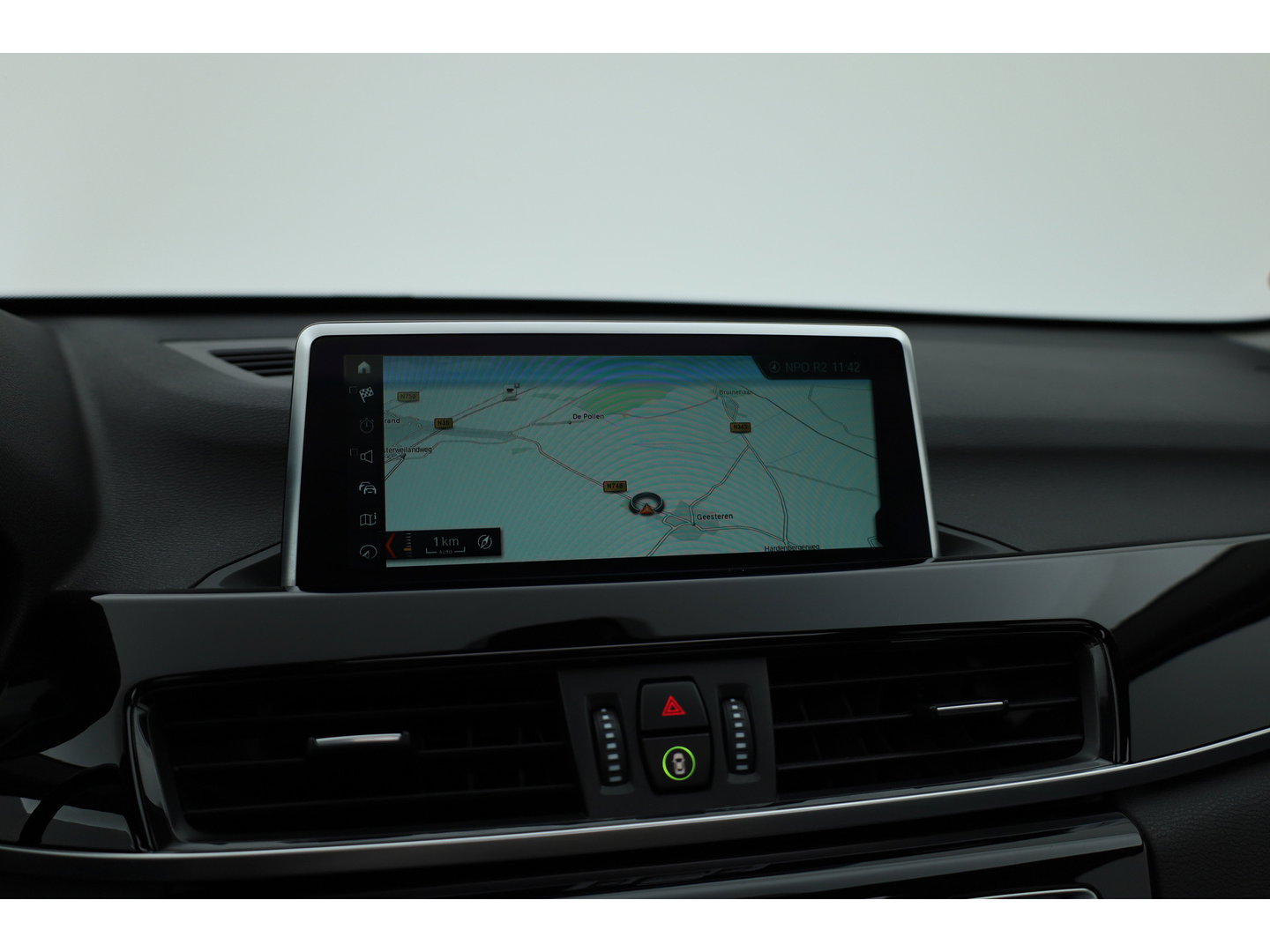 BMW X1 sDrive20i High Executive | Rijklaar!! | Pano | Cruise Contr. | Camera | Apple CarPlay | Stoelverw. | Leder | 18''