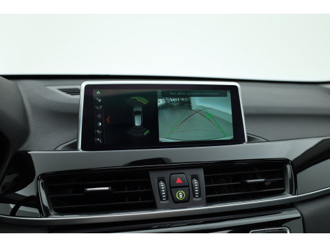 BMW X1 sDrive20i High Executive | Rijklaar!! | Pano | Cruise Contr. | Camera | Apple CarPlay | Stoelverw. | Leder | 18''