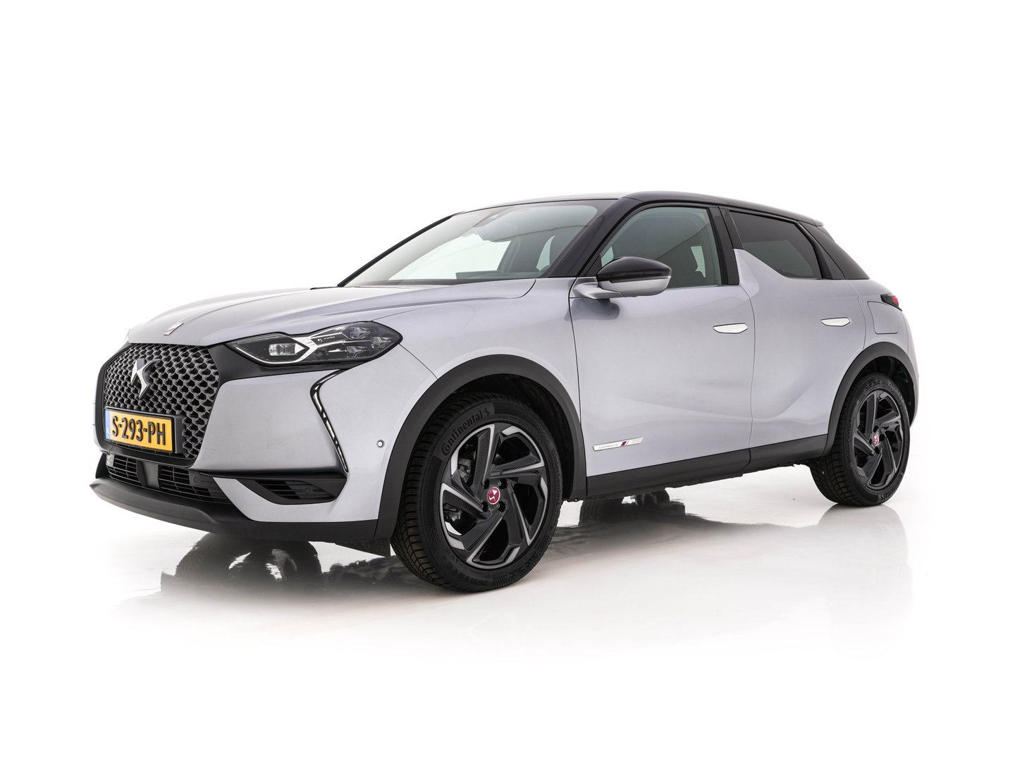 DS DS 3 Crossback E-Tense Performance Line+ 50 kWh Aut. *HEAD-UP | BLINDSPOT | LEATHER-MICROFIBRE | MATRIX-LED | KEYLESS | CAMERA | DIGI-COCKPIT | HEATED-SPORTSEATS | DAB+ | PRIVACY-GLASS | ECC | PDC | CRUISE | 18''ALU*