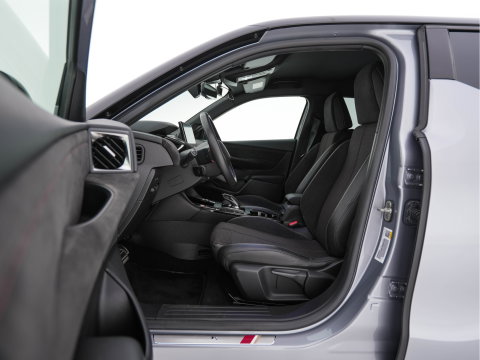 DS DS 3 Crossback E-Tense Performance Line+ 50 kWh Aut. *HEAD-UP | BLINDSPOT | LEATHER-MICROFIBRE | MATRIX-LED | KEYLESS | CAMERA | DIGI-COCKPIT | HEATED-SPORTSEATS | DAB+ | PRIVACY-GLASS | ECC | PDC | CRUISE | 18''ALU*