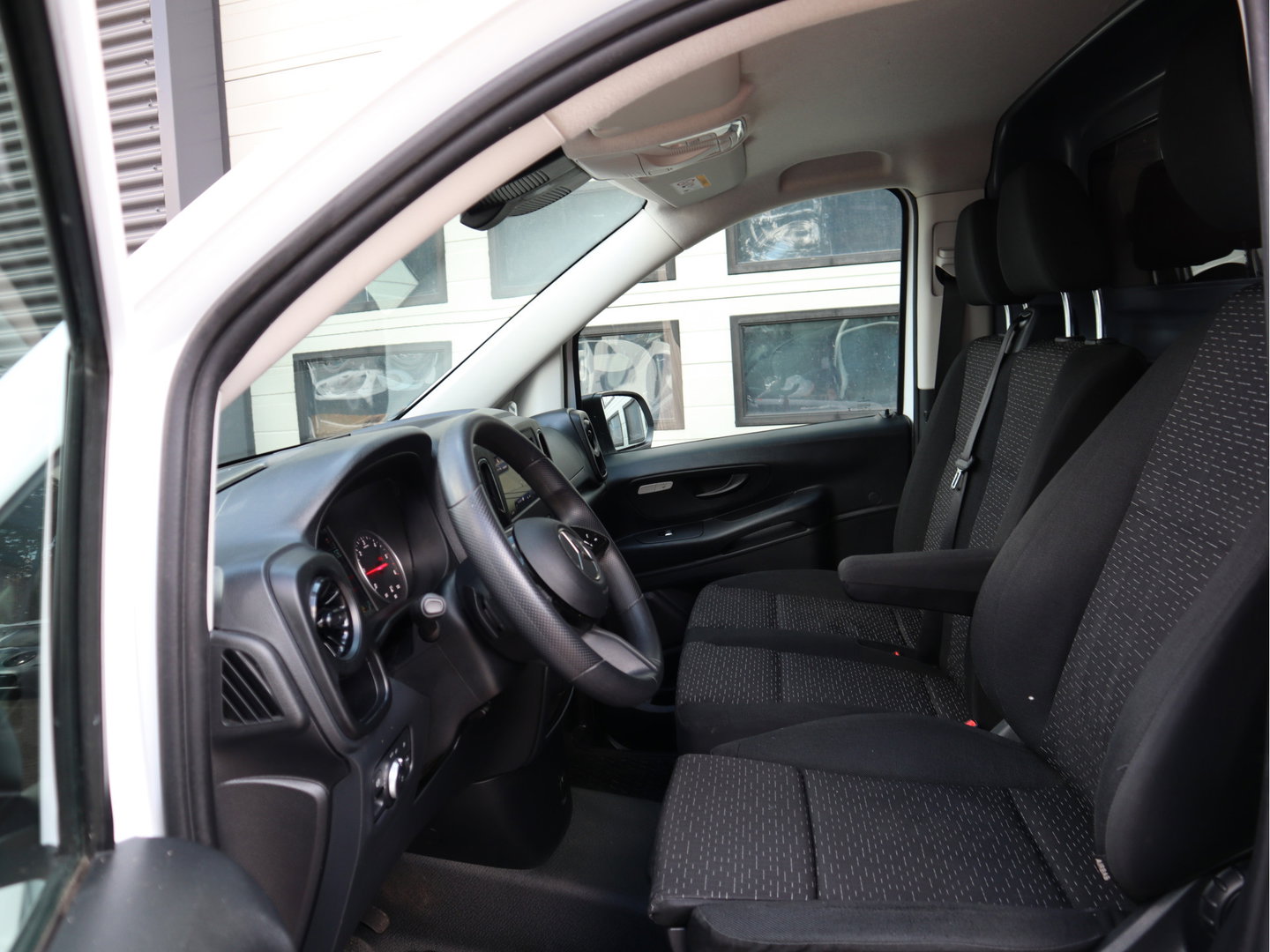 Mercedes-Benz Vito 116 CDI Automaat - Euro 6 - L3 Extra Lang - Camera - Cruise - 3 Zits