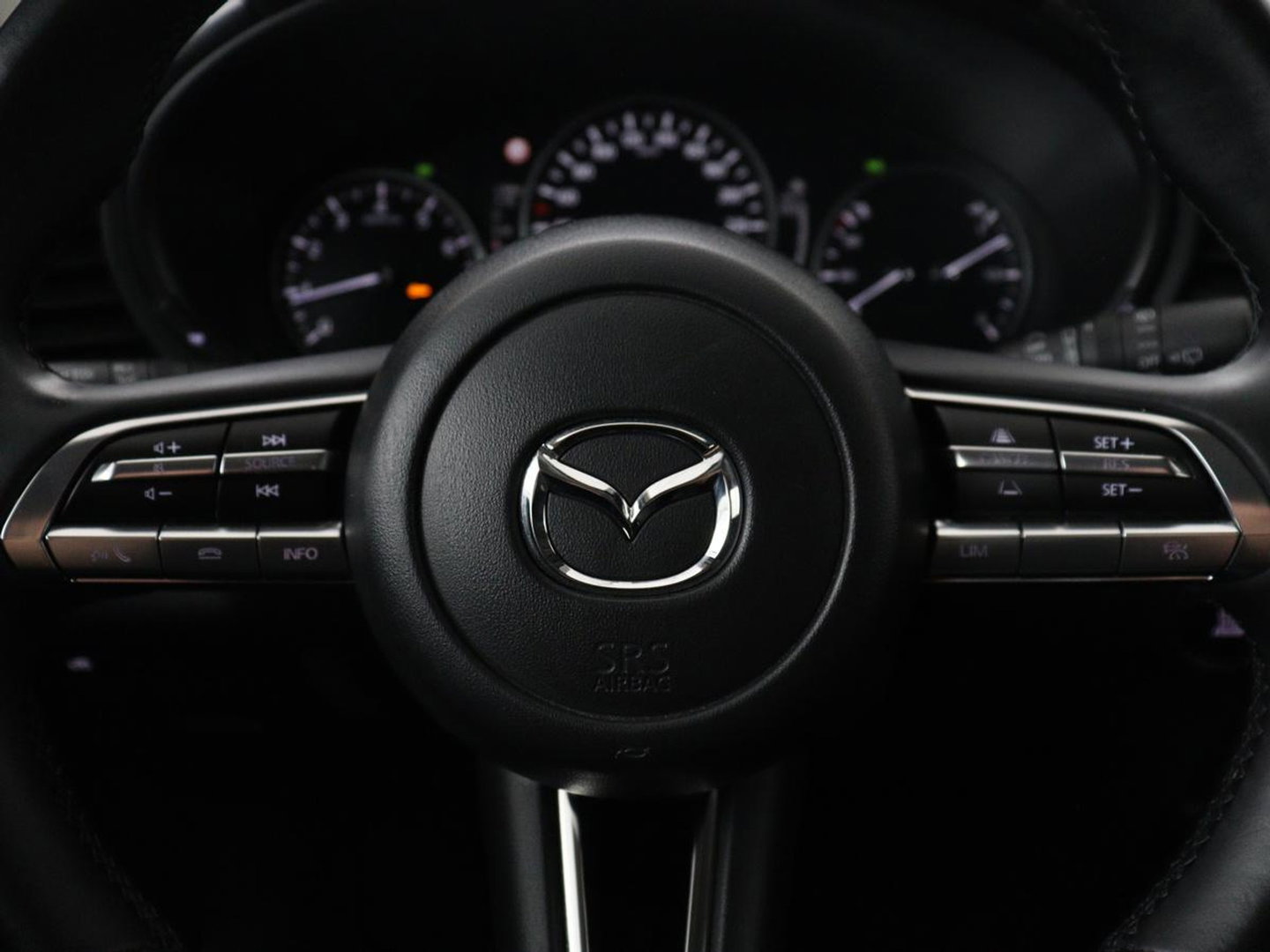 Mazda CX-30 2.0 e-SkyActiv-X M Hybrid Sportive | Stoelverwarming | Head-up | Adaptive cruise | BOSE sound | Carplay | Camera | Park assist |