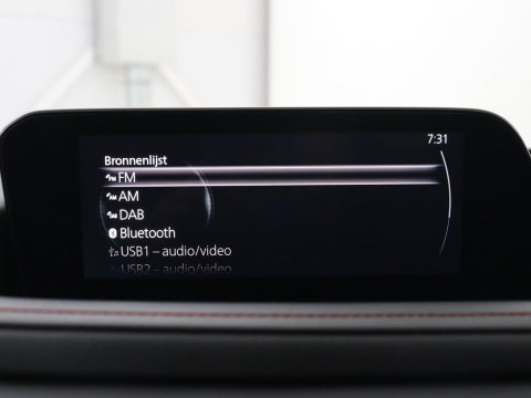 Mazda CX-30 2.0 e-SkyActiv-X M Hybrid Sportive | Stoelverwarming | Head-up | Adaptive cruise | BOSE sound | Carplay | Camera | Park assist |
