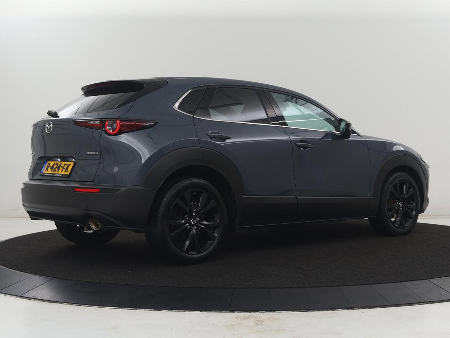 Mazda CX-30 2.0 e-SkyActiv-X M Hybrid Sportive | Stoelverwarming | Head-up | Adaptive cruise | BOSE sound | Carplay | Camera | Park assist |