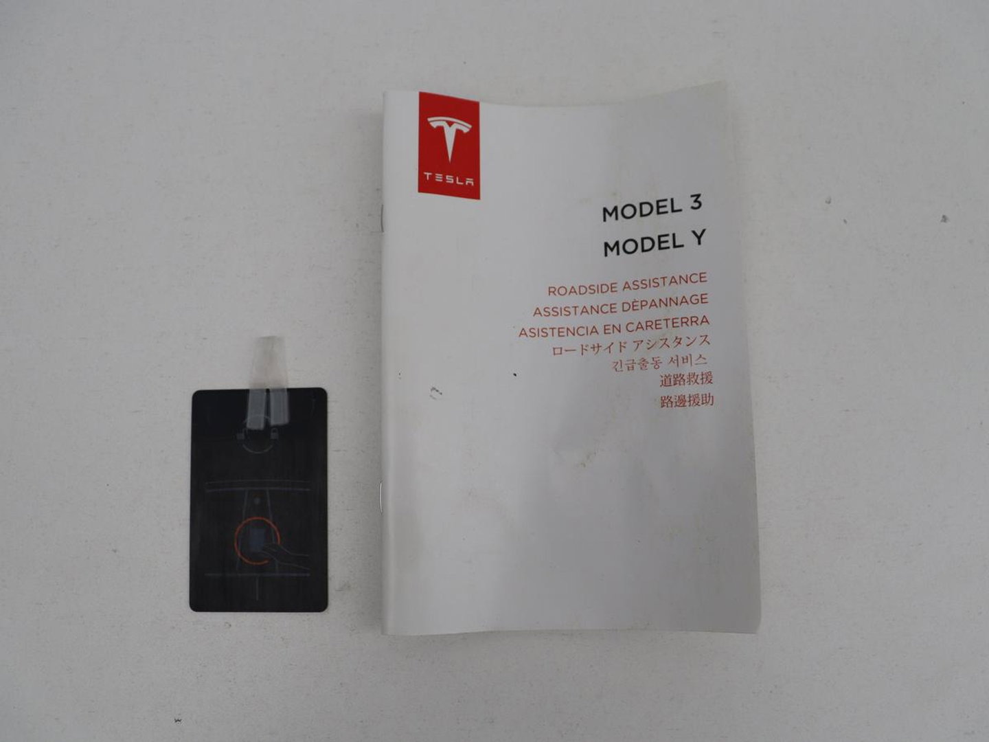 Tesla Model 3 Long Range AWD 75 kWh | SOH 88,8% | Panoramadak | Leder | Memory | Stuur/stoel verwarming | Achterbank verwarming | Adaptive cruise | Climate control