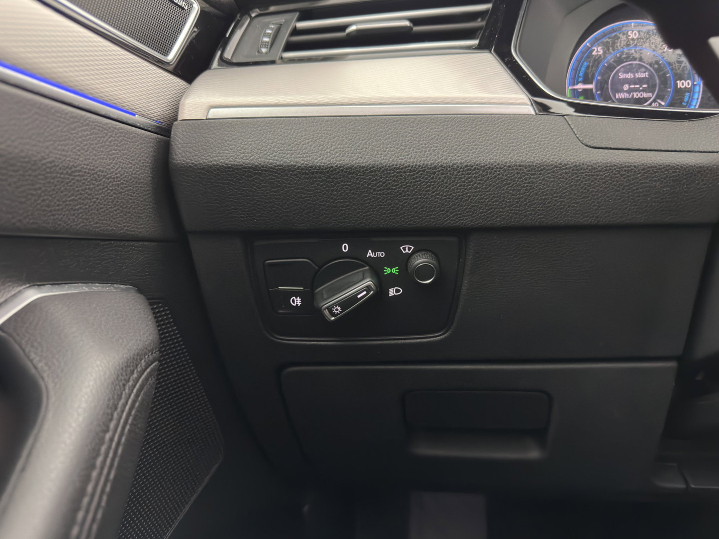 Volkswagen Passat Variant 1.4 TSI GTE Highline Aut. *PANO | HEAD-UP | ADAPTIVE-CRUISE | LEATHER-MICROFIBRE | DYNAUDIO | FULL-LED | BLINDSPOT | TOP-VIEW | HEATED-COMFORTSEATS | KEYLESS | NAVI-FULLMAP | DIGI-COCKPIT | ECC | PDC | 18''ALU*