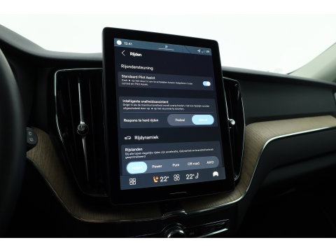Volvo XC60 2.0 T6 Plug-in AWD Plus Dark Facelift  MY26 | Pano | 360 camera | Trekhaak | Head-up | 4-stoel & stuurverw |