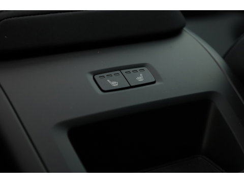 Volvo XC60 2.0 T6 Plug-in AWD Plus Dark Facelift  MY26 | Pano | 360 camera | Trekhaak | Head-up | 4-stoel & stuurverw |
