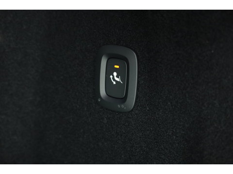 Volvo XC60 2.0 T6 Plug-in AWD Plus Dark Facelift  MY26 | Pano | 360 camera | Trekhaak | Head-up | 4-stoel & stuurverw |