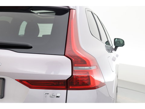 Volvo XC60 2.0 T6 Plug-in AWD Plus Dark Facelift  MY26 | Pano | 360 camera | Trekhaak | Head-up | 4-stoel & stuurverw |