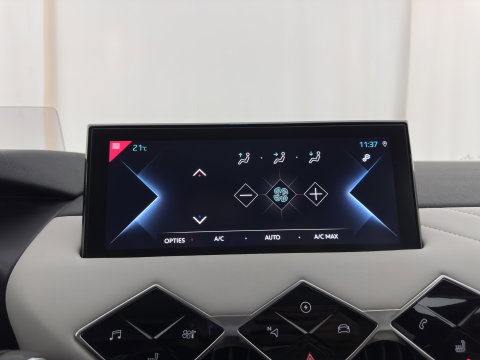 DS DS 3 Crossback E-Tense Performance Line+ 50 kWh Aut. *HEAD-UP | BLINDSPOT | LEATHER | MATRIX-LED | KEYLESS | CAMERA | DIGI-COCKPIT | HEATED-SPORTSEATS | DAB+ | PRIVACY-GLASS | ECC | PDC | CRUISE | 18''ALU*