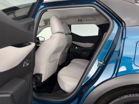 DS DS 3 Crossback E-Tense Performance Line+ 50 kWh Aut. *HEAD-UP | BLINDSPOT | LEATHER | MATRIX-LED | KEYLESS | CAMERA | DIGI-COCKPIT | HEATED-SPORTSEATS | DAB+ | PRIVACY-GLASS | ECC | PDC | CRUISE | 18''ALU*