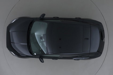 Jaguar E-PACE P300e AWD R-Dynamic S | ACC | Panoramadak | Memory | Camera | Stoelverwarming | 18 inch
