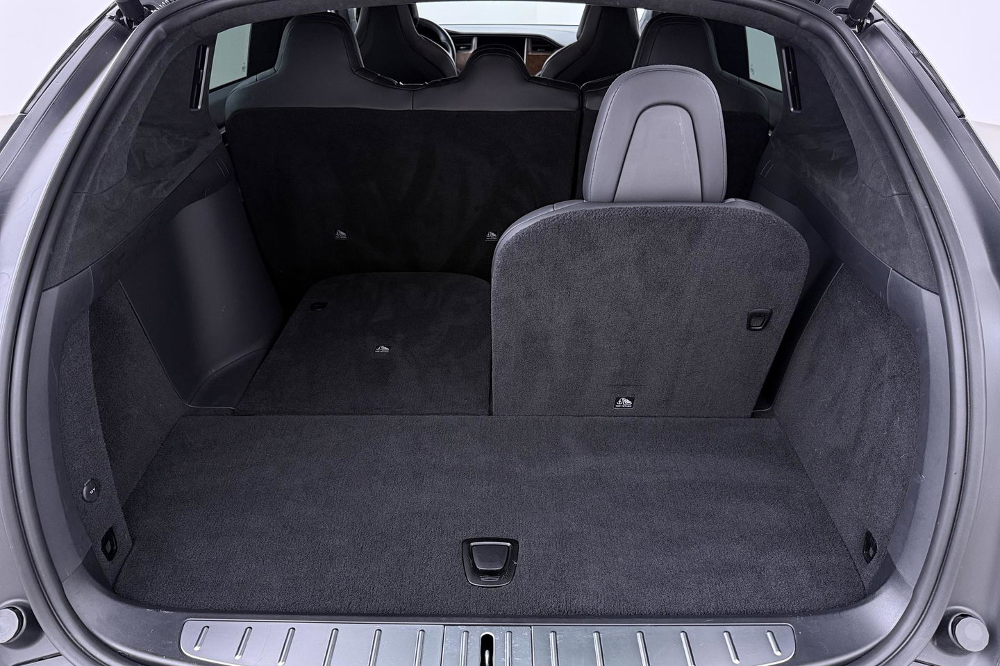 Tesla Model X 75D Base 7p. | ACC | Luchtvering | Trekhaak | Stoel+Stuurverwarming | Camera | 20 Inch