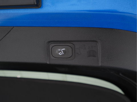 Ford Puma 1.0 EcoBoost Hybrid ST-Line X Aut. *LEATHER-FABRIC | ADAPTIVE-CRUISE | FULL-LED | BANG&OLUFSEN | BLIND-SPOT | CAMERA | HEATED-SPORTSEATS | DIGI-COCKPIT | NAVI-FULLMAP | PRIVACY-GLASS | KEYLESS | ECC | PDC | TOWBAR | 18''A