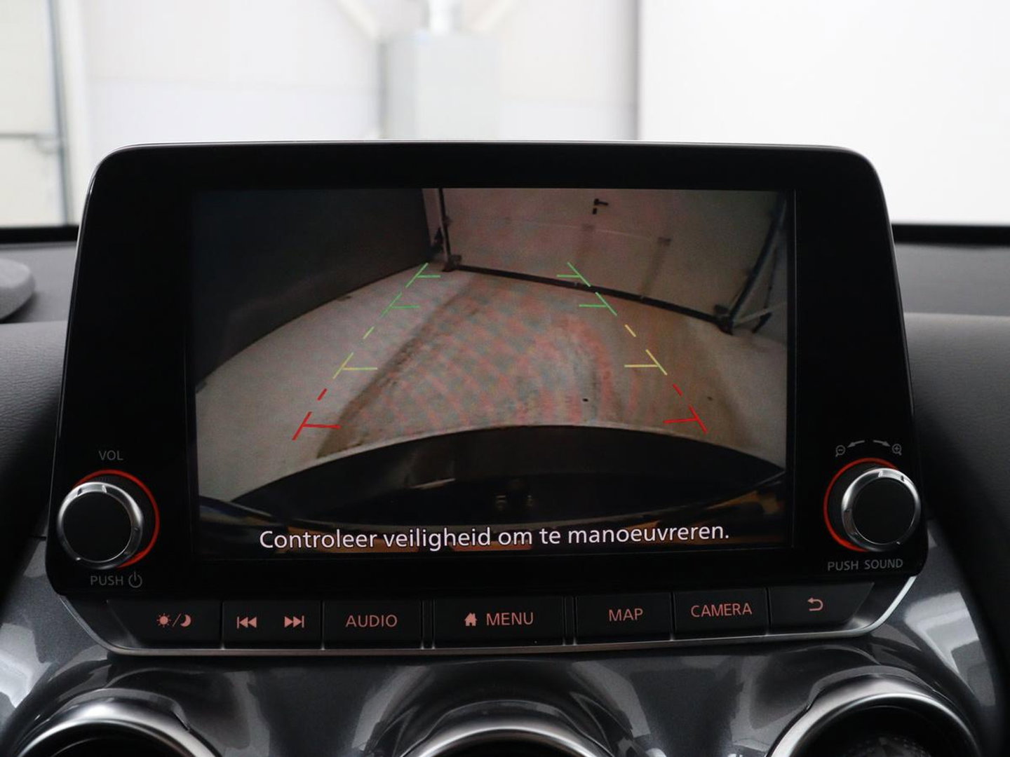 Nissan Juke 1.0 DIG-T Kiiro | Half leder | Stoelverwarming | Cruise control | Lane assist | Navigatie | Carplay | Camera | Park assist | Trekhaak
