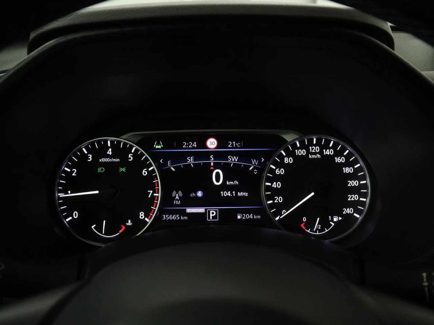 Nissan Juke 1.0 DIG-T Kiiro | Half leder | Stoelverwarming | Cruise control | Lane assist | Navigatie | Carplay | Camera | Park assist | Trekhaak
