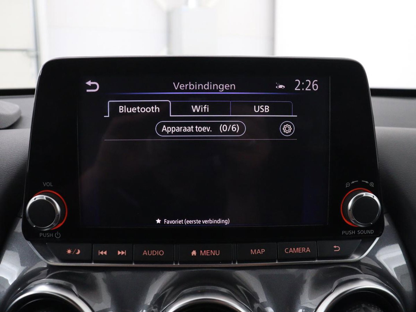 Nissan Juke 1.0 DIG-T Kiiro | Half leder | Stoelverwarming | Cruise control | Lane assist | Navigatie | Carplay | Camera | Park assist | Trekhaak