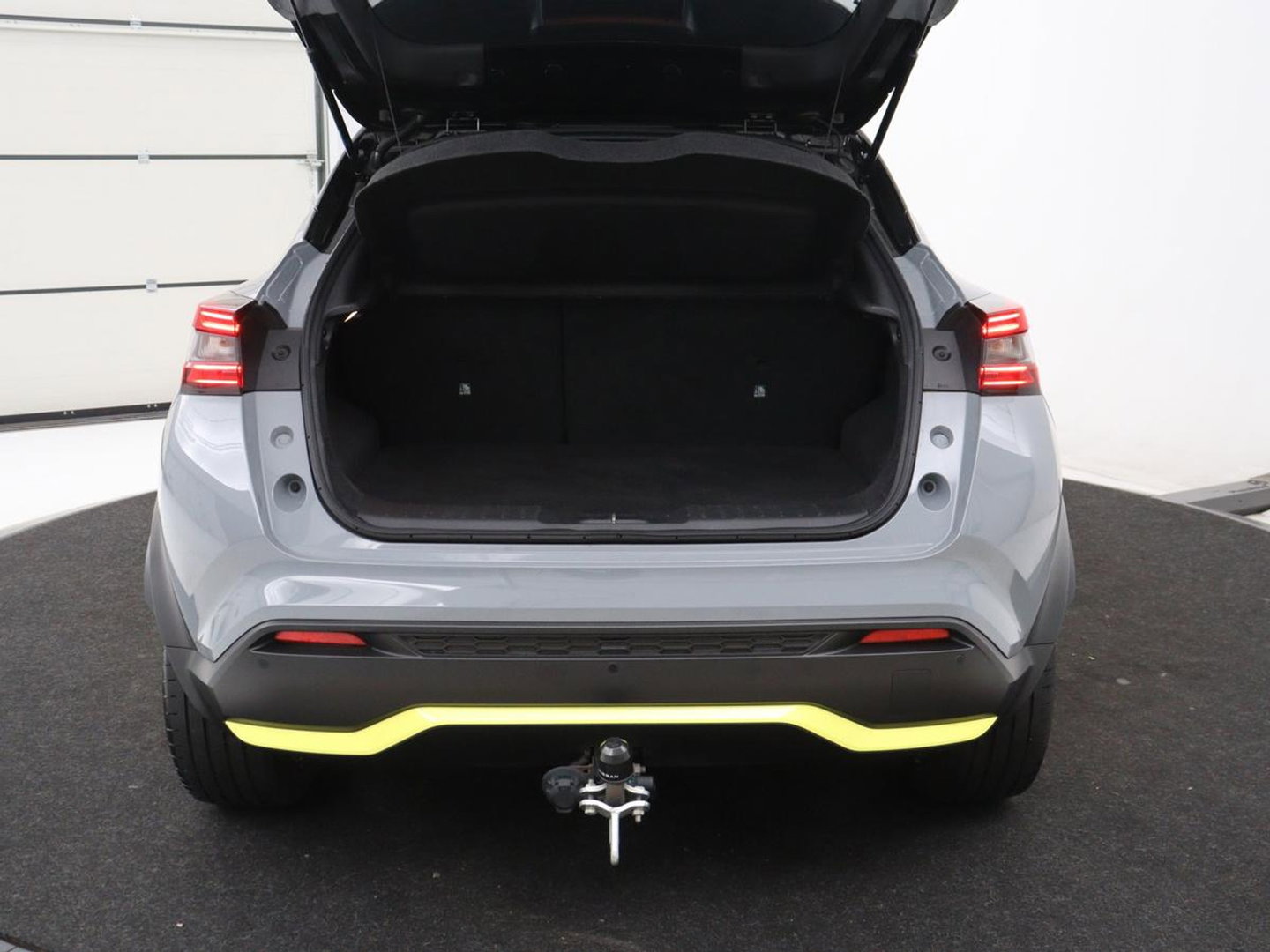 Nissan Juke 1.0 DIG-T Kiiro | Half leder | Stoelverwarming | Cruise control | Lane assist | Navigatie | Carplay | Camera | Park assist | Trekhaak