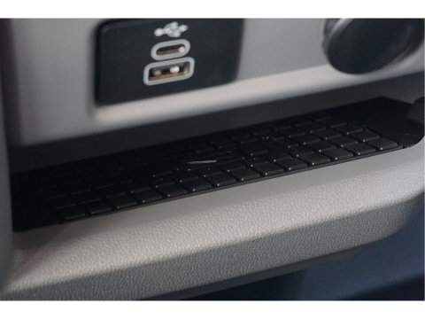 Ford E-Transit Custom 320L 218PK 71KWH Trend AUT BPM VRIJ!! Apple CP / Android A, LED, 2300KG Trekgewicht NR. EC01