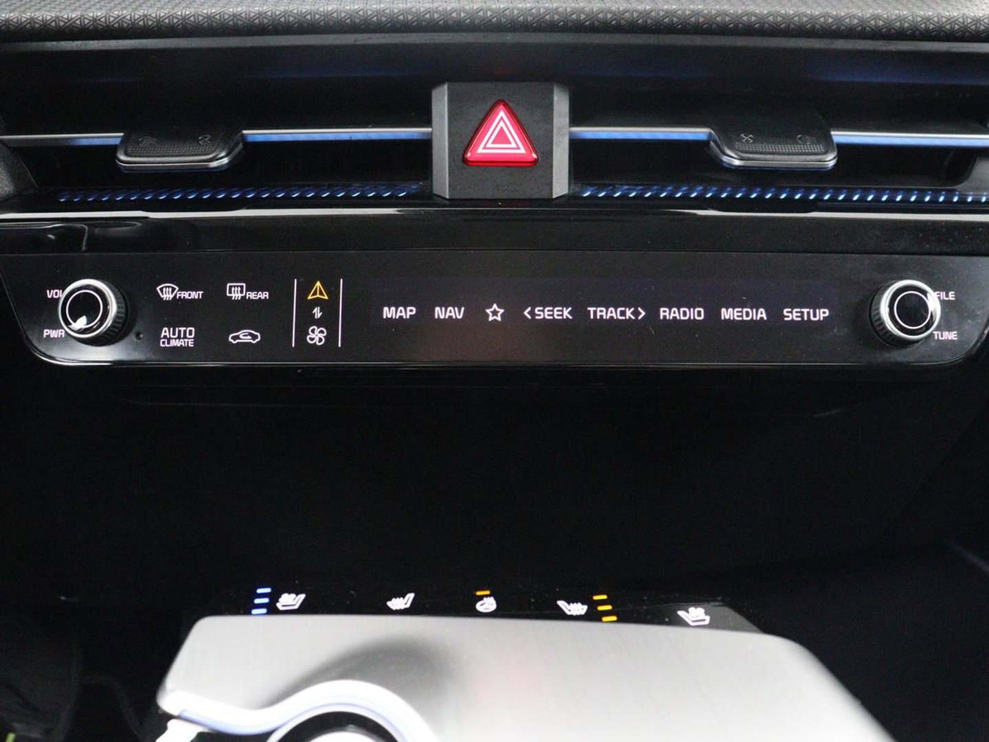 Kia Ev6 Plus 77.4 kWh Navi | Virtual Display | SOH 95.1% | Leder | Elec. Stoelen | Stoelverwarming | Stoelventilatie | Cruise Control | Camera | Carplay | DAB+