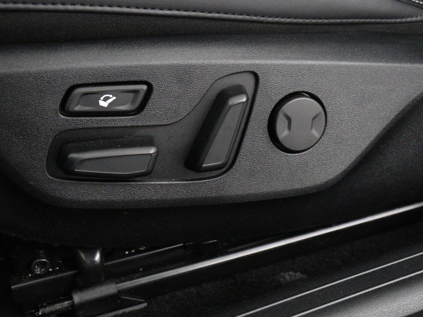 Kia Ev6 Plus 77.4 kWh Navi | Virtual Display | SOH 95.1% | Leder | Elec. Stoelen | Stoelverwarming | Stoelventilatie | Cruise Control | Camera | Carplay | DAB+