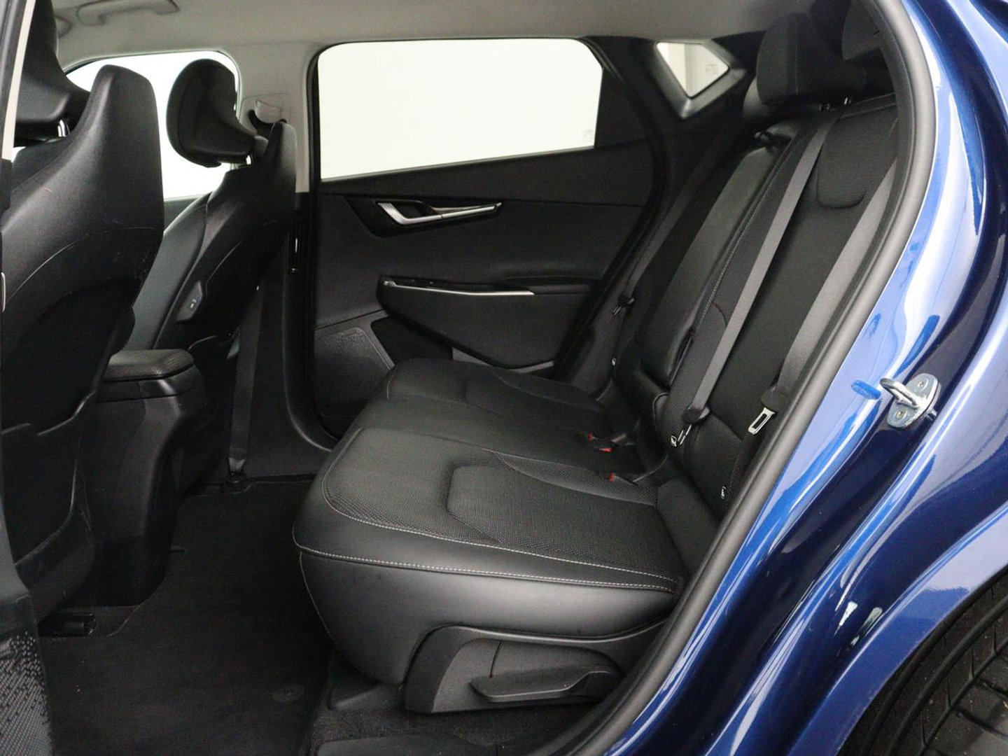 Kia Ev6 Plus 77.4 kWh Navi | Virtual Display | SOH 95.1% | Leder | Elec. Stoelen | Stoelverwarming | Stoelventilatie | Cruise Control | Camera | Carplay | DAB+
