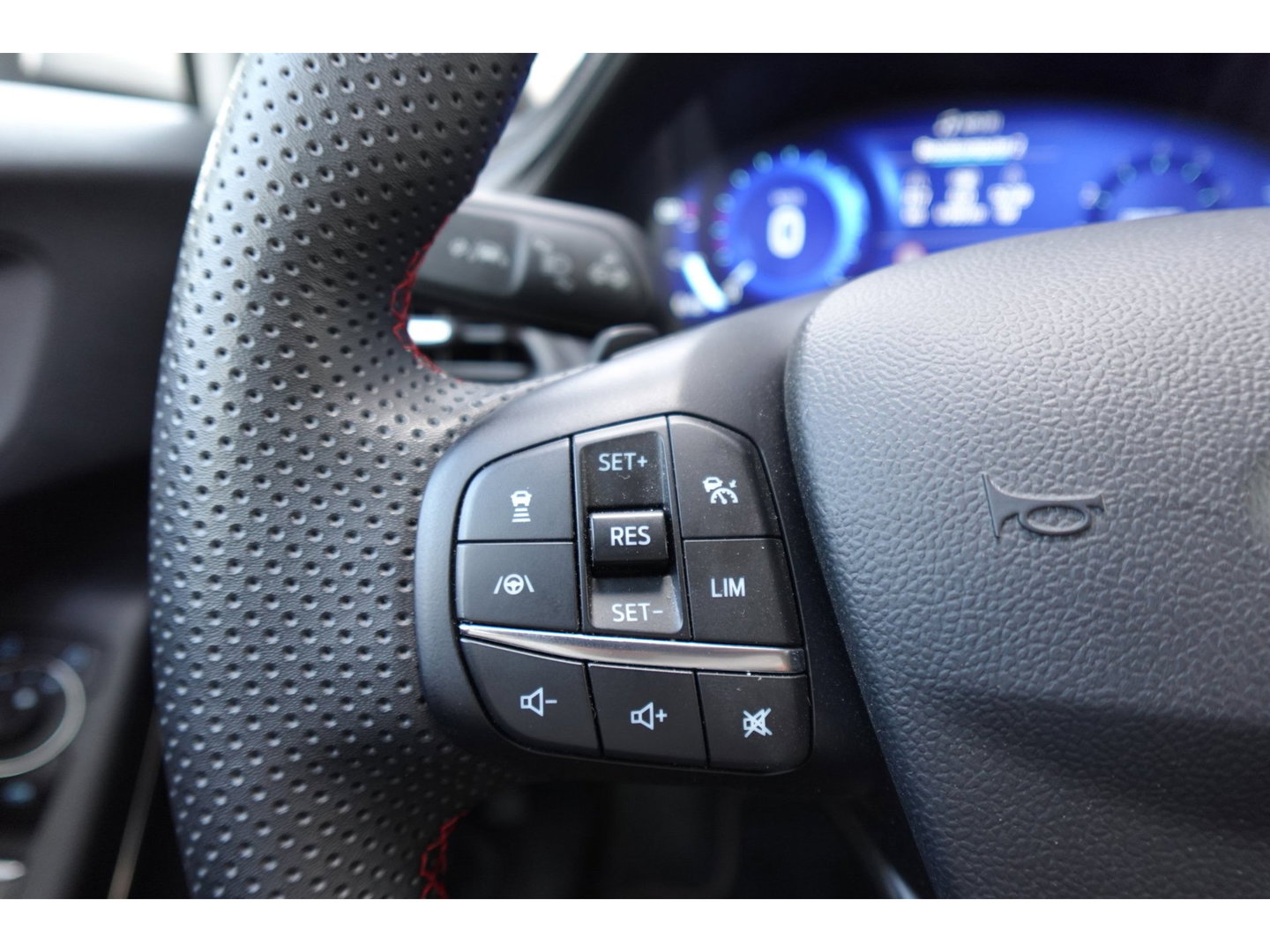 Ford Puma 1.0 EcoBoost Hybrid ST-Line X PANO B&O CAM