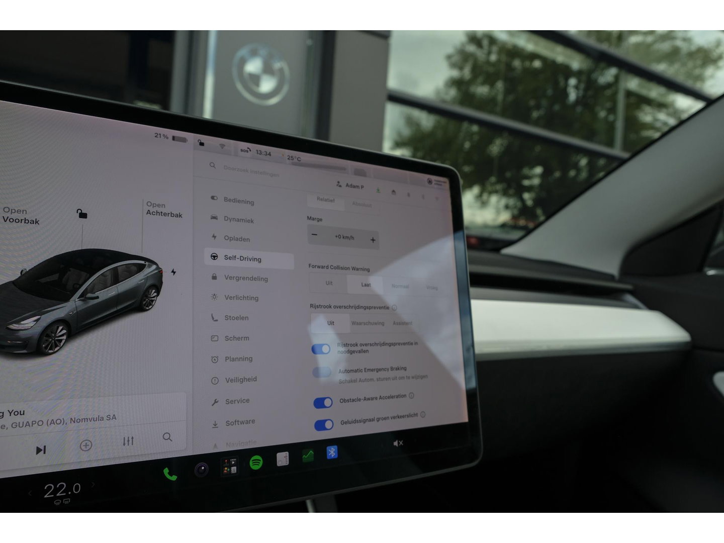 Tesla Model 3 Long Range 351pk AWD 75 kWh *BTW* *SOH 85%* Panoramadak 19" LMV Sport Autopilot