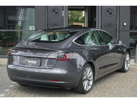 Tesla Model 3 Long Range 351pk AWD 75 kWh *BTW* *SOH 85%* Panoramadak 19" LMV Sport Autopilot