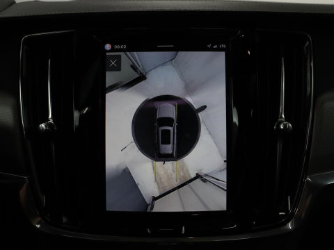 Volvo V90 2.0 T8 Plug-in hybrid AWD Plus Bright | SOH 97,1 | Panoramadak | Leder | Memory | Harman/Kardon | Stuur/stoel verwarming | Achterbank verwarming | Carplay | Cruise control | 360 Camera | Park assist | Trekhaak