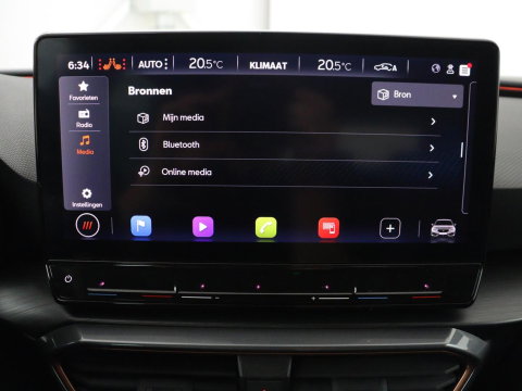CUPRA Leon 1.5 eTSI Business Edition | Half leder | Stuur/stoel verwarming | Adaptive cruise | Lane assist | Carplay | Sfeerverlichting | Virtueel dashboard | Park assist | Climate control