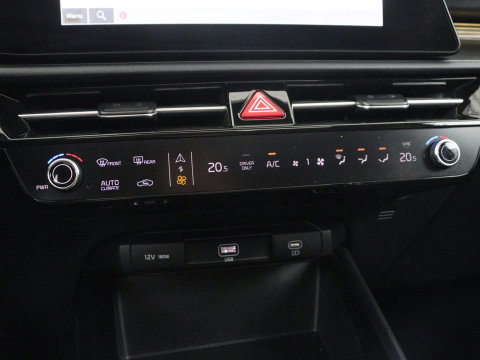 Kia Niro 1.6 GDi Hybrid DynamicPlusLine | Panoramadak | Leder | Stuur/stoelverwarming | Head-up | Adaptive cruise | Lane assist | Carplay | Camera | Park assist | Climate control | Trekhaak