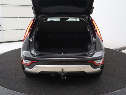Kia Niro 1.6 GDi Hybrid DynamicPlusLine | Panoramadak | Leder | Stuur/stoelverwarming | Head-up | Adaptive cruise | Lane assist | Carplay | Camera | Park assist | Climate control | Trekhaak