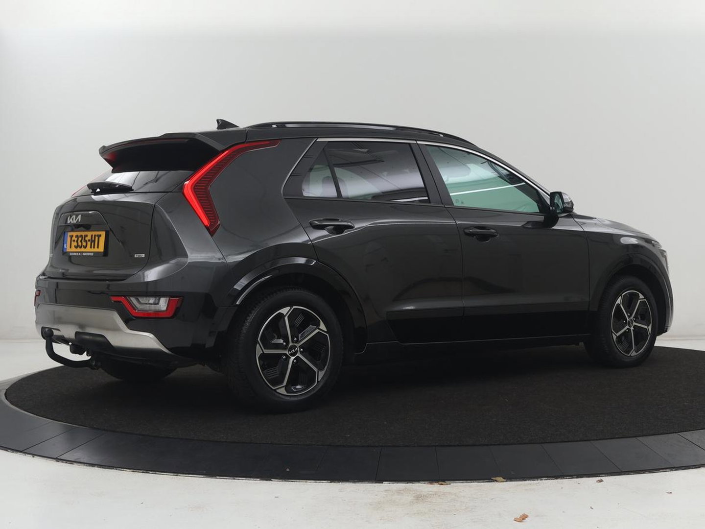 Kia Niro 1.6 GDi Hybrid DynamicPlusLine | Panoramadak | Leder | Stuur/stoelverwarming | Head-up | Adaptive cruise | Lane assist | Carplay | Camera | Park assist | Climate control | Trekhaak