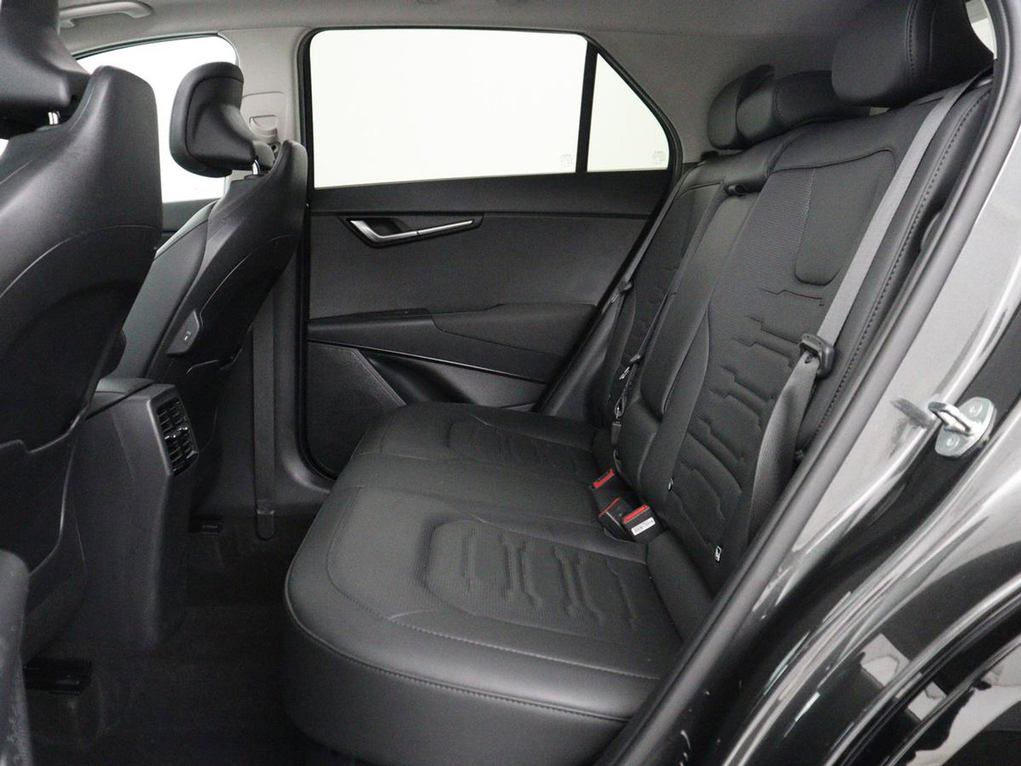 Kia Niro 1.6 GDi Hybrid DynamicPlusLine | Panoramadak | Leder | Stuur/stoelverwarming | Head-up | Adaptive cruise | Lane assist | Carplay | Camera | Park assist | Climate control | Trekhaak