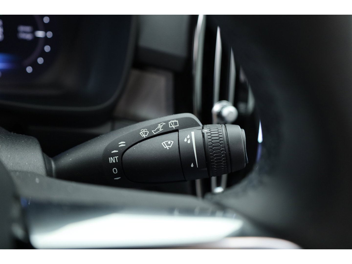 Volvo XC40 Single Motor Ultimate 70 kWh | RIJKLAAR!! | Pano | Adapt. Cruise | 360cam | Harman Kardon | Stoel- Stuurverw. | Memory