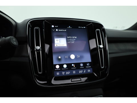 Volvo XC40 Single Motor Ultimate 70 kWh | RIJKLAAR!! | Pano | Adapt. Cruise | 360cam | Harman Kardon | Stoel- Stuurverw. | Memory