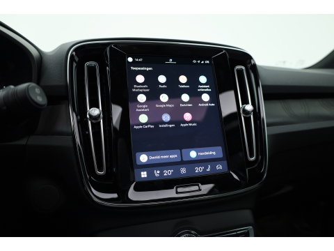 Volvo XC40 Single Motor Ultimate 70 kWh | RIJKLAAR!! | Pano | Adapt. Cruise | 360cam | Harman Kardon | Stoel- Stuurverw. | Memory