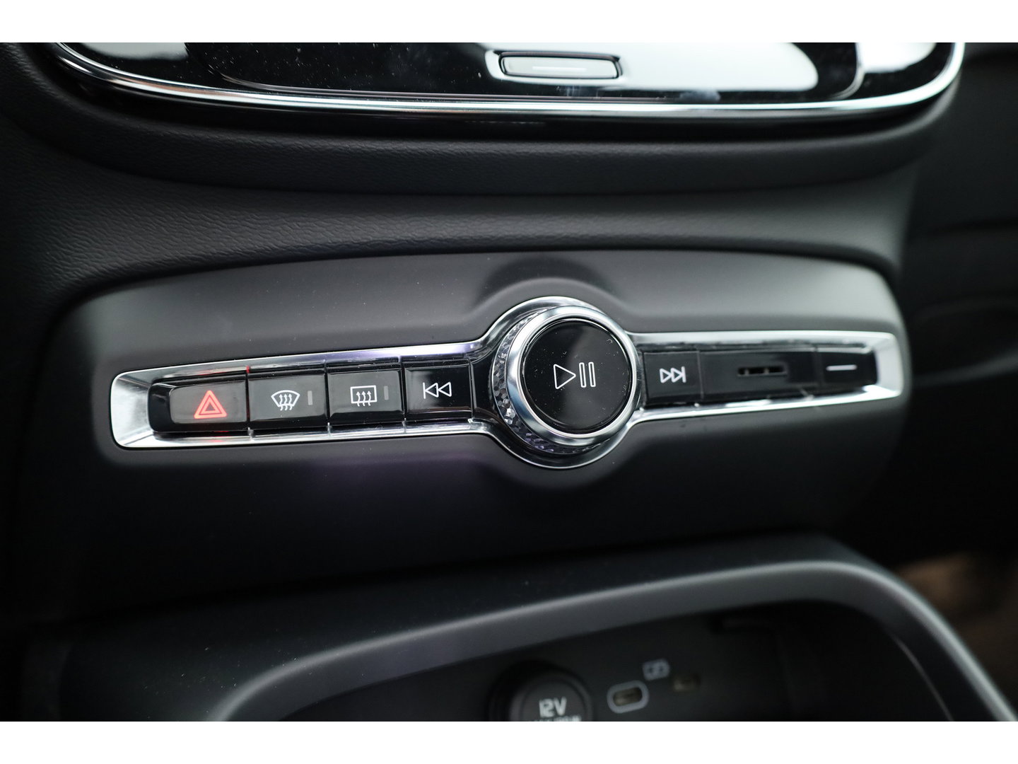 Volvo XC40 Single Motor Ultimate 70 kWh | RIJKLAAR!! | Pano | Adapt. Cruise | 360cam | Harman Kardon | Stoel- Stuurverw. | Memory