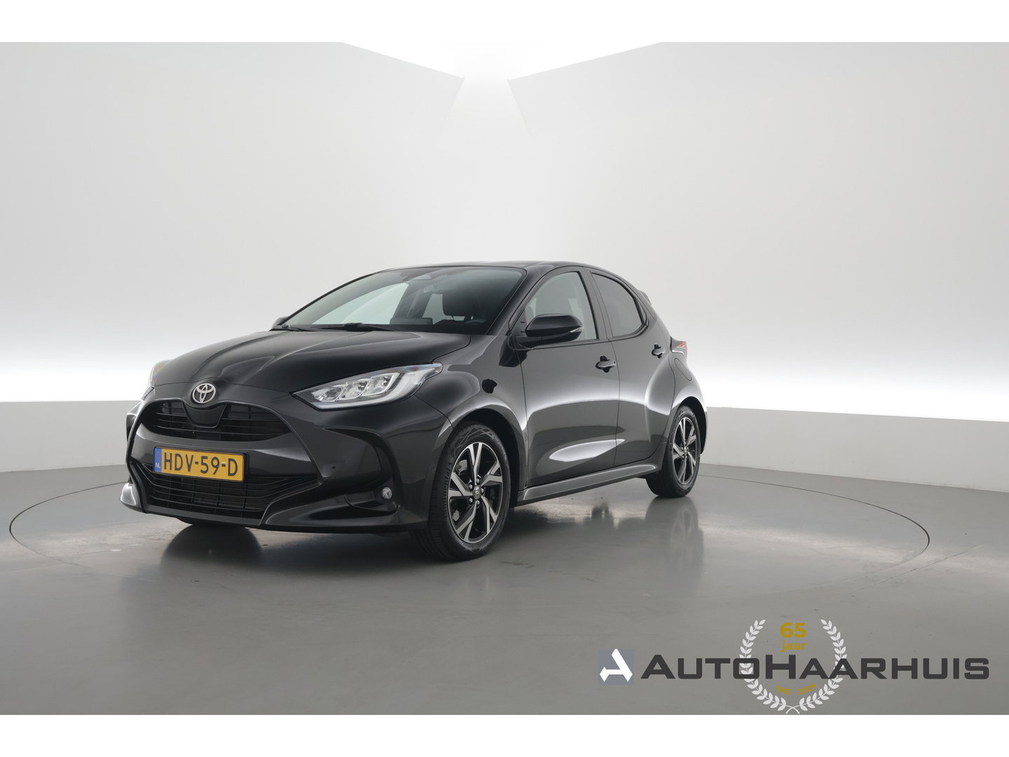 Toyota Yaris 1.5 Hybrid 115 First Edition | winterset | Afn. Trekhaak | Apple CarPlay | Adapt. Cruise | Camera |