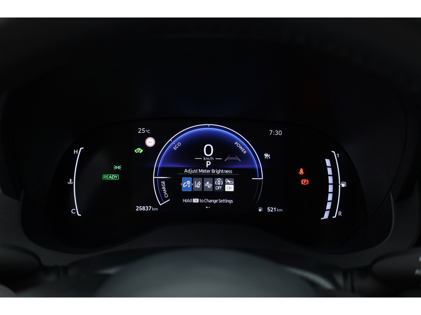 Toyota Yaris 1.5 Hybrid 115 First Edition | winterset | Afn. Trekhaak | Apple CarPlay | Adapt. Cruise | Camera |