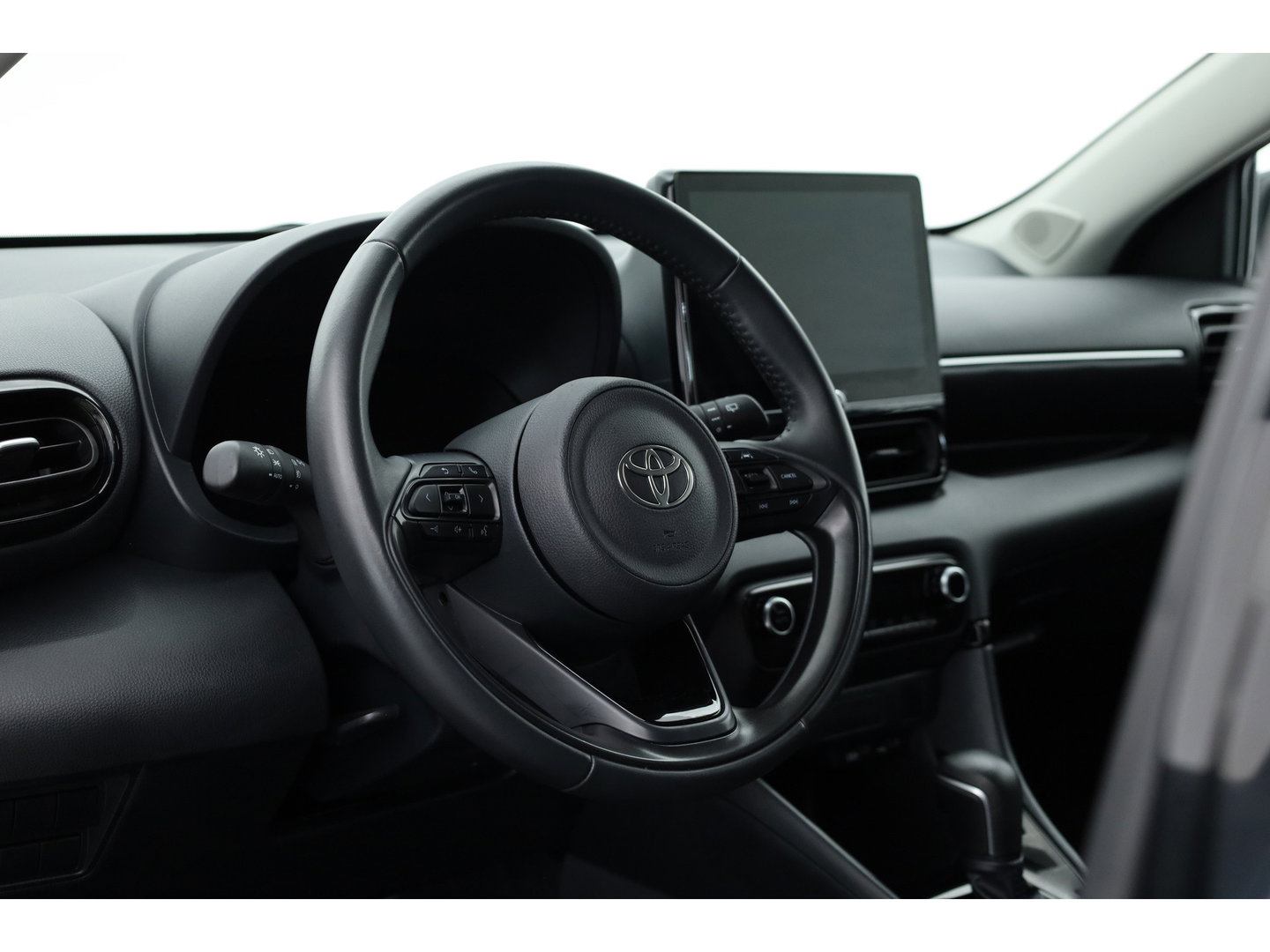 Toyota Yaris 1.5 Hybrid 115 First Edition | winterset | Afn. Trekhaak | Apple CarPlay | Adapt. Cruise | Camera |