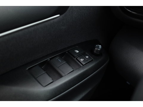 Toyota Yaris 1.5 Hybrid 115 First Edition | winterset | Afn. Trekhaak | Apple CarPlay | Adapt. Cruise | Camera |
