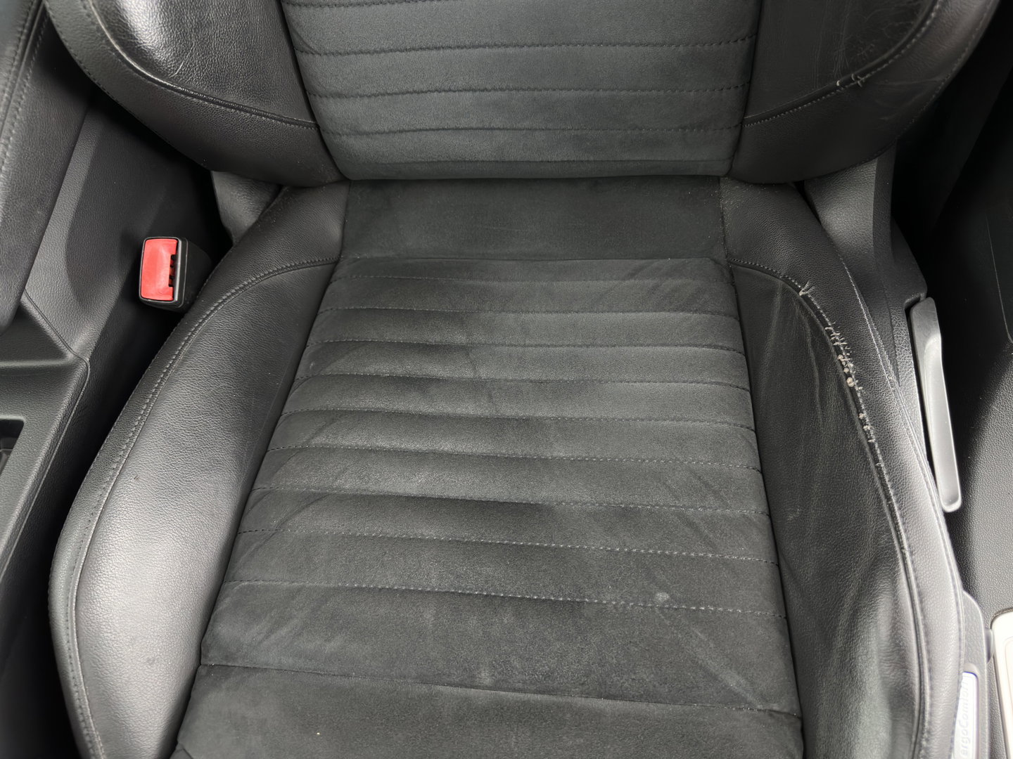 Volkswagen Passat Variant 1.4 TSI GTE Highline Aut. *PANO | HEAD-UP | ADAPTIVE-CRUISE | LEATHER-MICROFIBRE | DYNAUDIO | FULL-LED | BLINDSPOT | TOP-VIEW | HEATED-COMFORTSEATS | KEYLESS | NAVI-FULLMAP | DIGI-COCKPIT | ECC | PDC | 18''ALU*