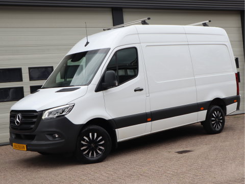 Mercedes-Benz Sprinter 319 CDI 3.0 V6 Automaat Euro 6 - L2H2 - A tot Z Dealer onderhouden - LED - Trekhaak