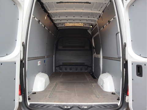 Mercedes-Benz Sprinter 319 CDI 3.0 V6 Automaat Euro 6 - L2H2 - A tot Z Dealer onderhouden - LED - Trekhaak