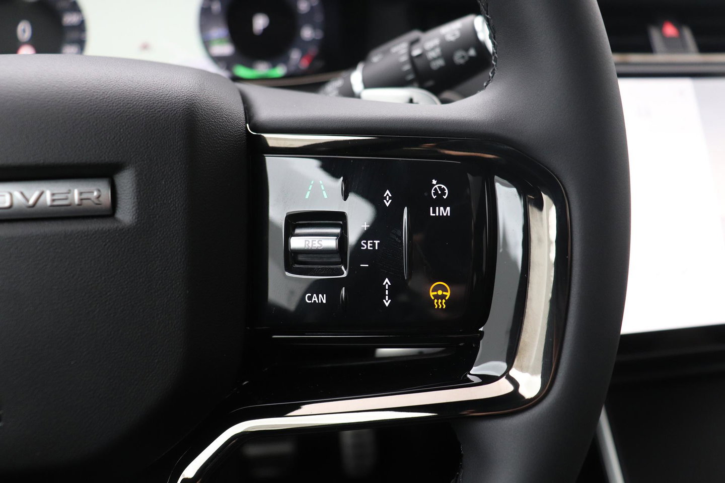 Land Rover Range Rover Evoque P270e PHEV Dynamic SE | Schuif/kanteldak | Black Pack | Cold Climate Pack | Meridian | 360 Camera | 20 Inch